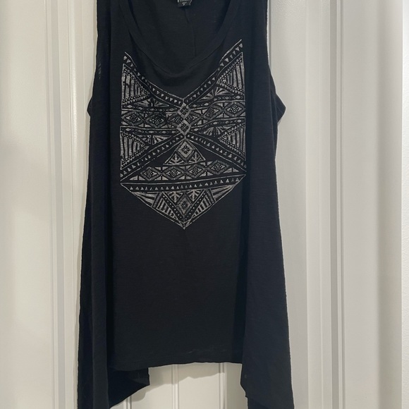 🖤 TORRID Black top , Size 2 🖤 - Picture 2 of 6